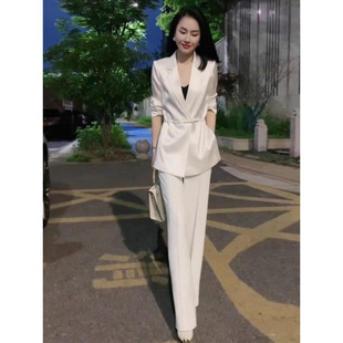 White Light Suit Suit for Women 2024 New Summer Personalized Three-Quarter Sleeve Suit Jacket Wide Leg Pants Two-Piece Set