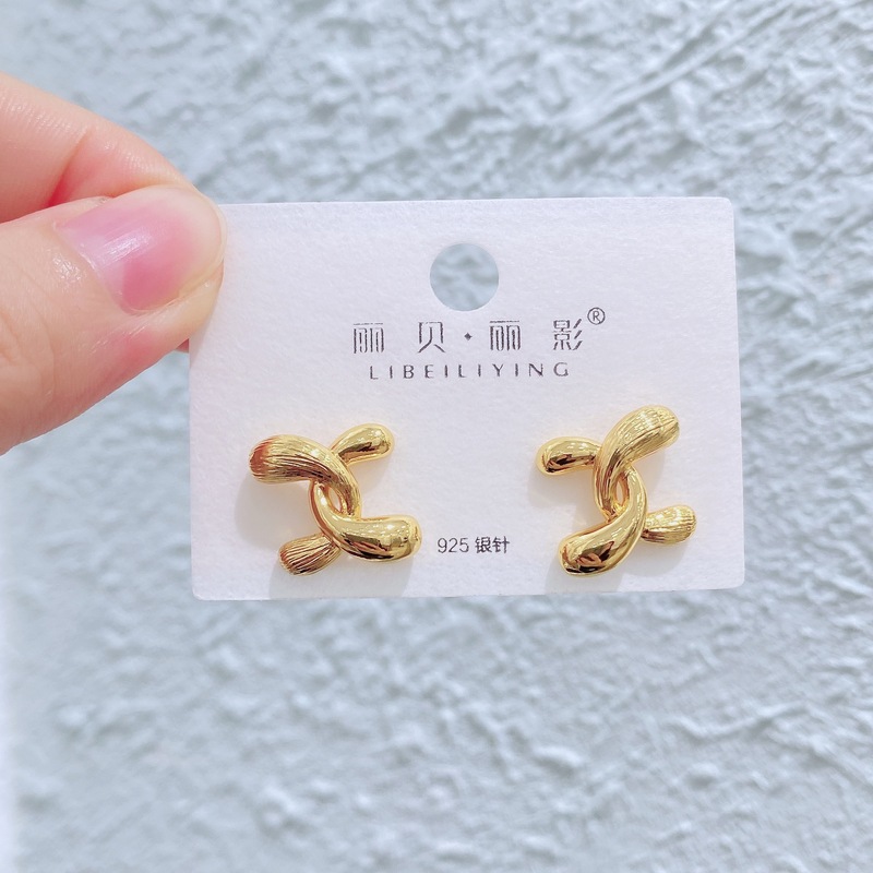 Liyin/Libeliying S925 シルバー針 C タイプイヤリングハイエンドファッション個性ニッチイヤリング女性のためのヨーロッパとアメリカの INS|undefined