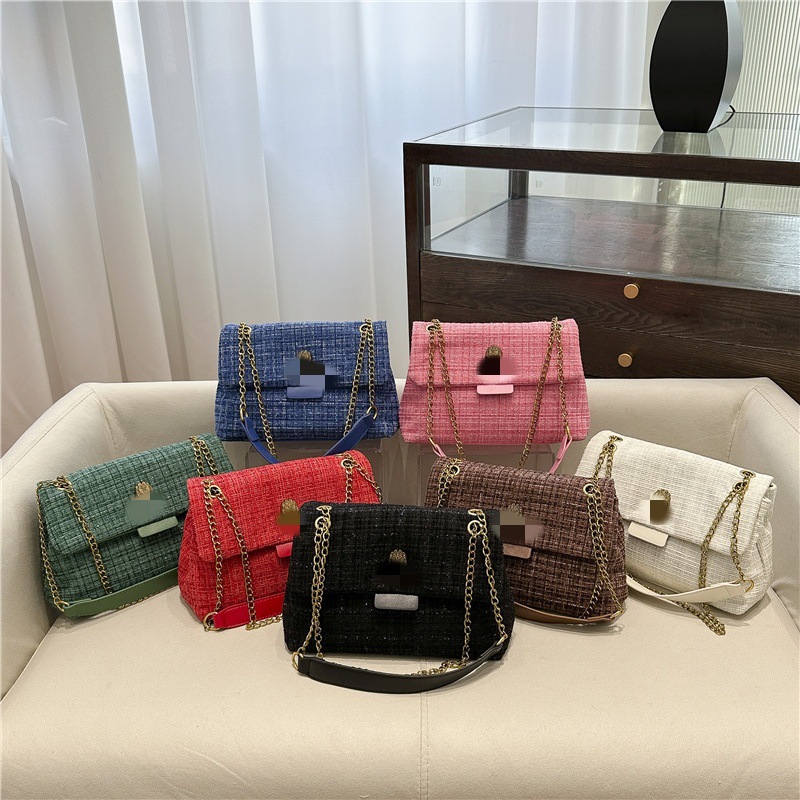국경 간 유럽과 미국 PU 슬렁 숙녀 가방 새로운 높은 질감 작은 향기로운 스타일 어깨 체인 작은 사각형 가방 도매