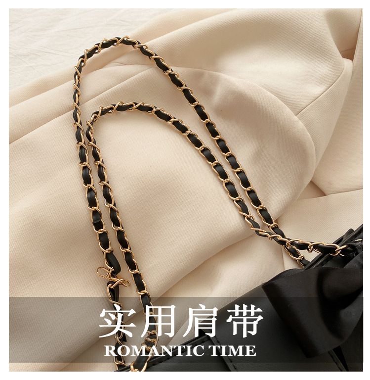 Fashion One-shoulder Chain Bag display picture 22