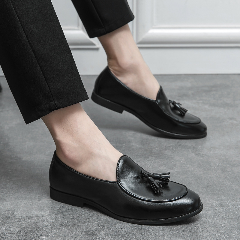 Foreign Trade Cross-border plus size Tassel Leather Shoes Men's 38-46 Size Men's British Business Dress Slip-on Men's Loafers