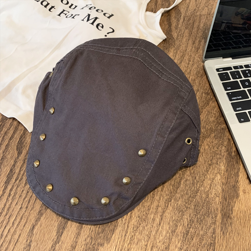 Retro remaches hacia adelante sombrero mujer primavera y verano versátil hip-hop sombrero pintor retrógrado delgado boina casual muestra cara pequeña