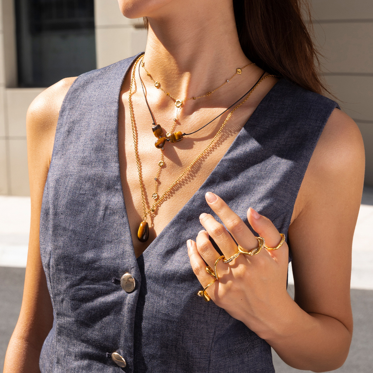 Collar de acero inoxidable TINA Europa y América dulce y cool chica caliente largo estilo de cuerdas delgadas collar de piedra natural cadenas clavículas de venta caliente transfronteriza