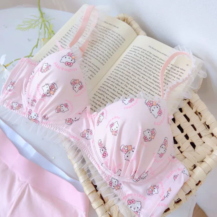 Japanese cute lace wireless bra, supporting push up bra, thin set
