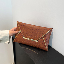 时尚简约新款手拿包休闲百搭ins晚宴包女青年跨境ins风信封包