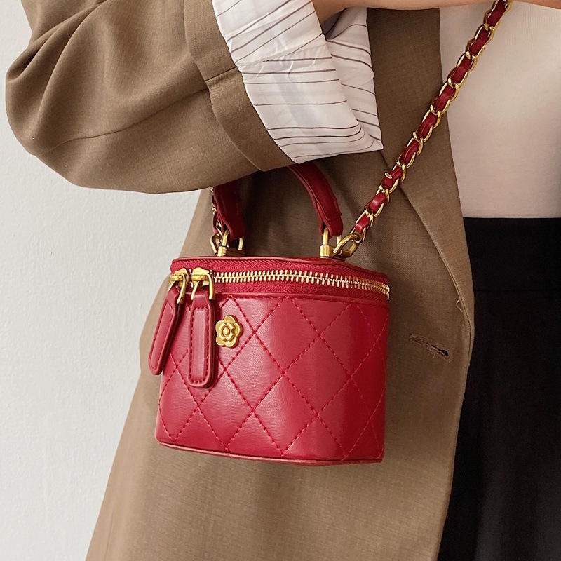 Bolso de bordado de diamante de sensación diaria para mujeres 2026 nueva moda versátil bolso de mochila exquisita bolso de mano super caliente image 4