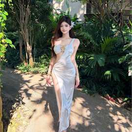 欧美ins白色金属设计感不规则罩衫裙比基尼三件套度假温泉泳衣女