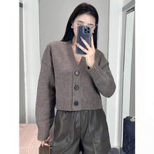 2025秋冬季新款标准版型短款落肩羊毛混纺衫女复古慵懒风针织开衫