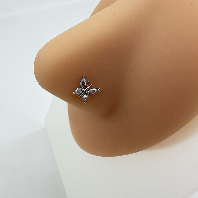 Piercing naso a farfalla in acciaio al titanio con cristalli_voghion.com