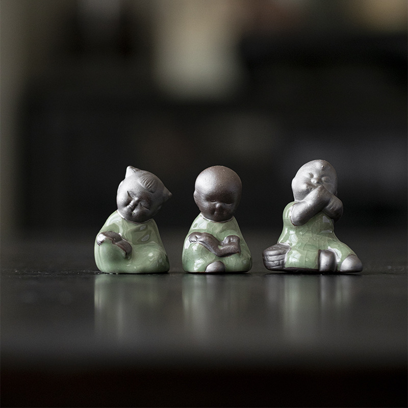 Moji Ge kilno arena púrpura pequeño monje té accesorios de cerámica zen decoración pequeña decoración del hogar
