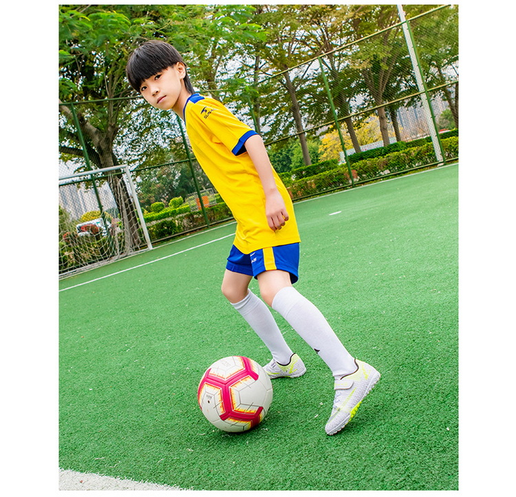 Training für Jungen und Mädchen zur Schuleröffnung, klassische neue Canvas-Fußballschuhe mit abgebrochenen Nägeln, 31–39 Kinder_voghion.com