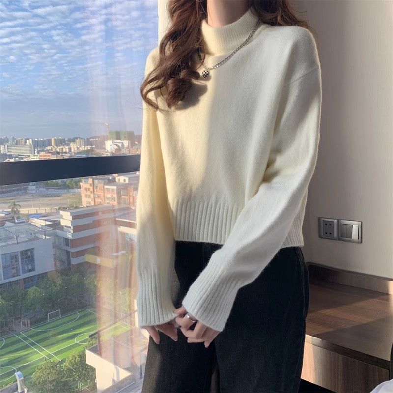 White Half-Turtleneck Short Sweater for Women, Suitable as an Inner Layer for Coats, Autumn/Winter 2026 New Style, Petite Knitwear White Half-Turtleneck Short Sweater for Women, Suitable as an Inner Layer for Coats, Autumn/Winter 2026 New Style, Petite Knitwear