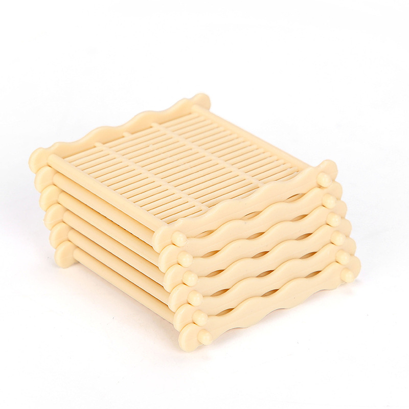 Plastic Tea Cup Mat, Tic-Tac-Toe Mat, Heat Insulation Mat, Tea Coaster, Wedding Cake Mat, Decorative Melamine Mat, Mold-Resistant Tofu Toy Tray