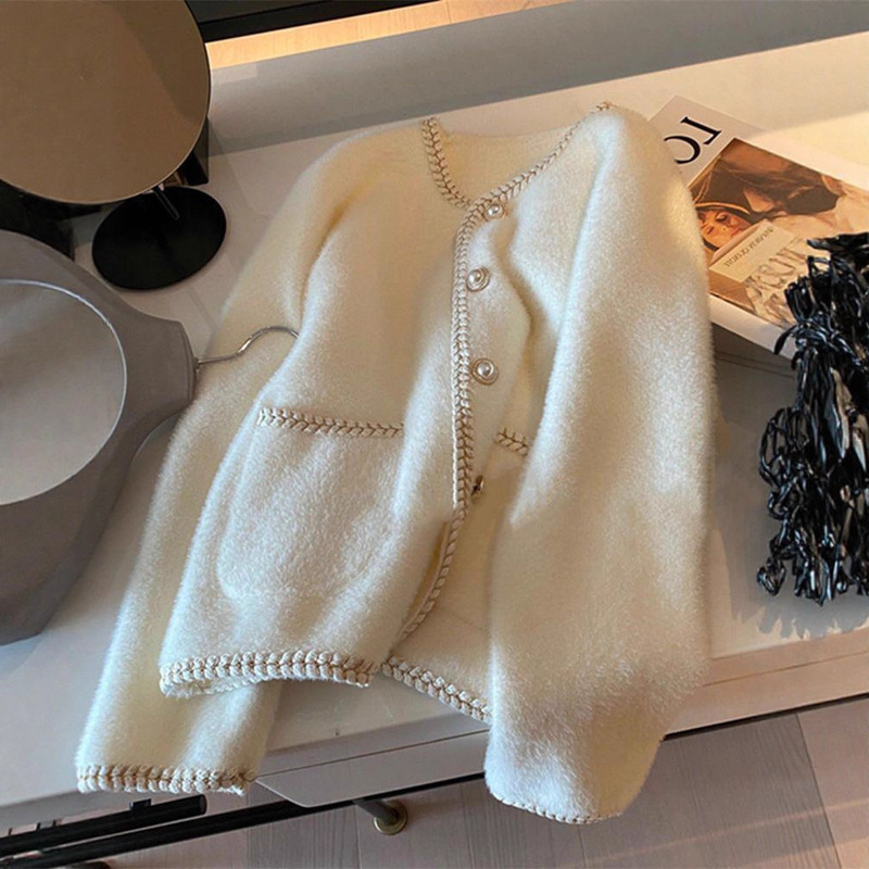French Style Pearl Button Sweater Cardigan Women's Top Autumn and Winter White Gentle Soft Milk Mink Velvet Knitted Jacket