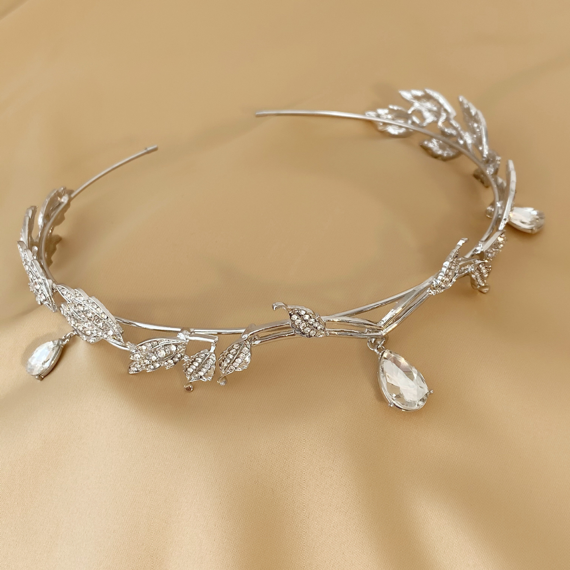 Escape Princess Headwear New Style Super Fairy Forest Style Leaves Water Drop Bridal Crown Headwear Wedding Dress Accessories