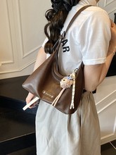 设计时尚腋下通勤包新款感小众百搭高级包包女单肩斜挎包2025外贸