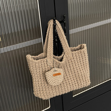 �¿����Ů�������ë�����ֹ������к��s�L��ɫ