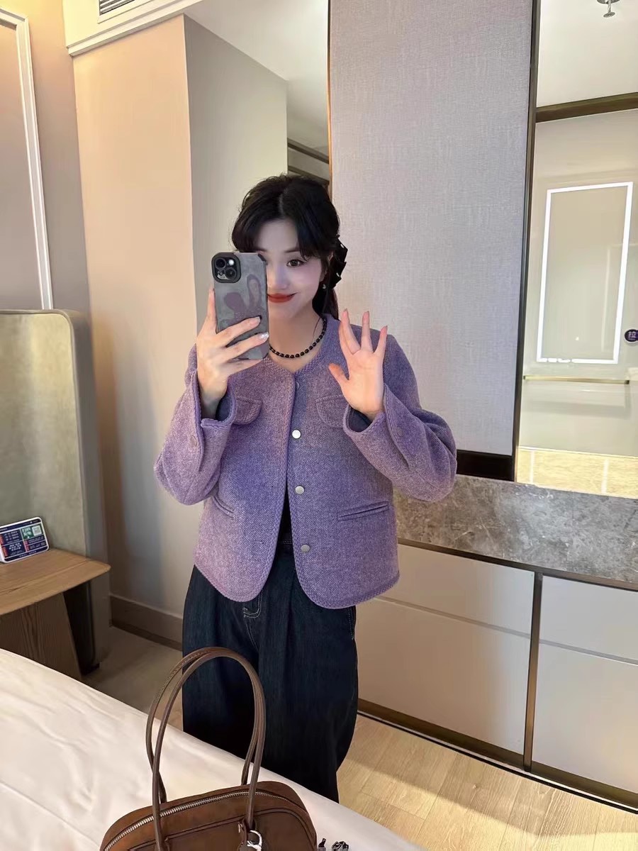 보라색 양모 작은 샤넬 스타일 코트 여자 2024 가을과 겨울 새로운 부드러운 올 매치 쇼트 탑