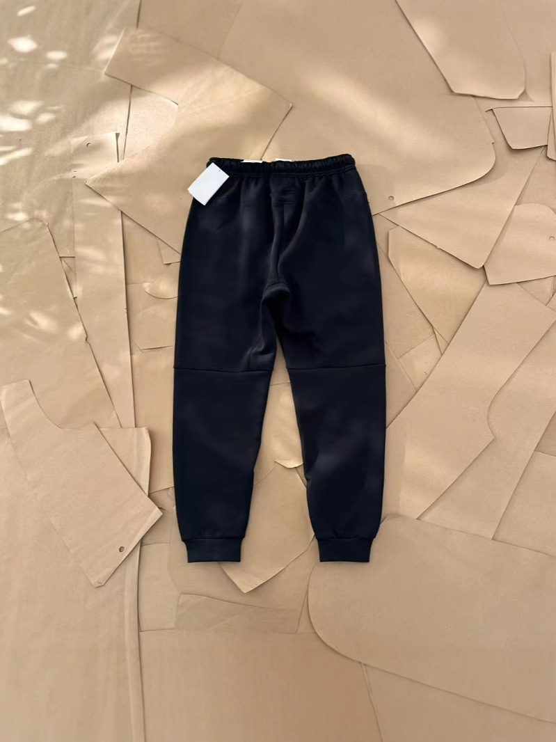 2025 primavera y otoño nuevos trajes de marca compartida 748 y 749 para hombres