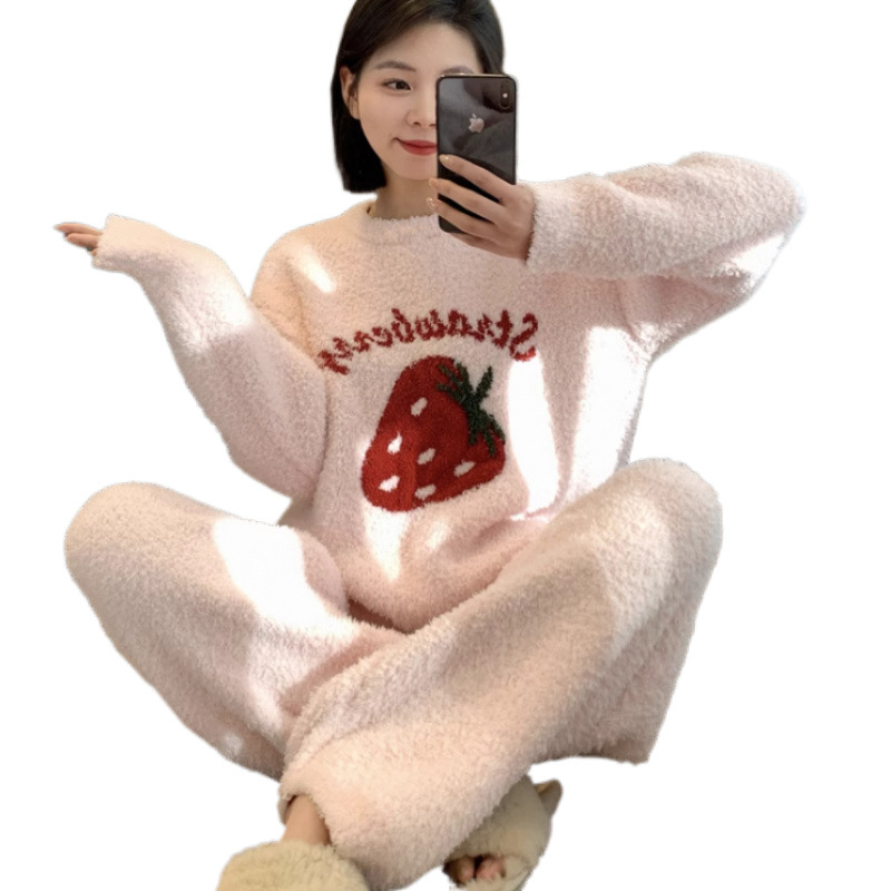 반쪽 벨벳 딸기 잠옷 여성의 가을과 겨울 둥근 목 풀오버 긴 소매 긴 길이 홈 의류 세트 인터넷-유명한 하이 엔드 센스 슬리브