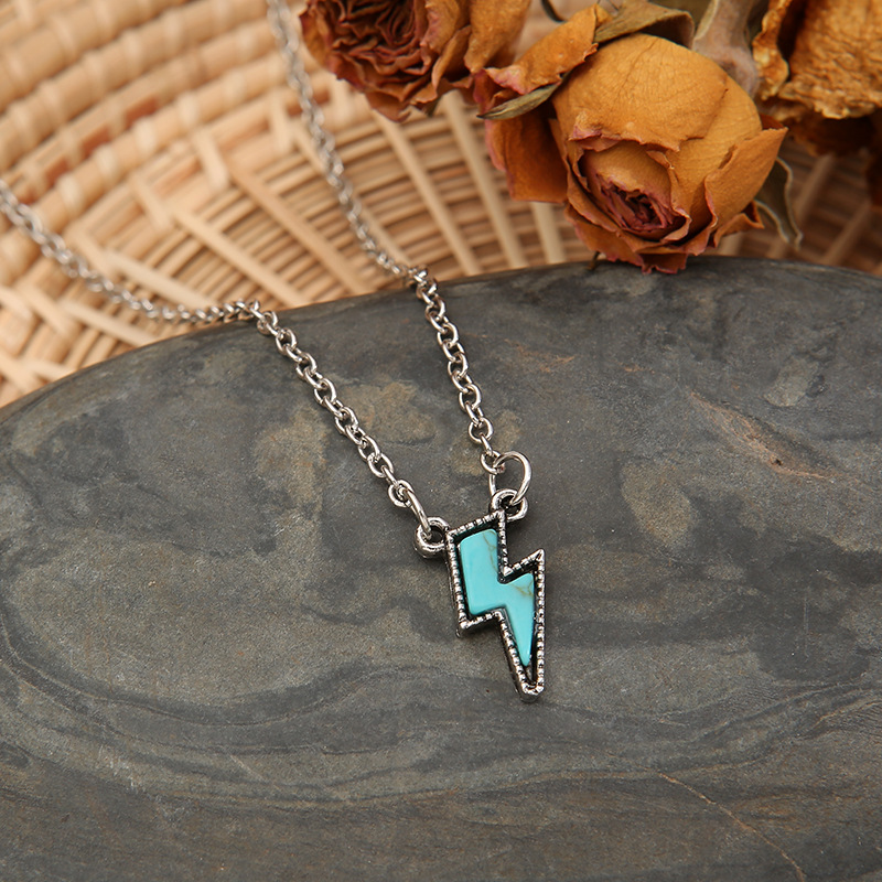 Retro Lightning Alloy Plating Inlay Turquoise Unisex Pendant Necklace display picture 2