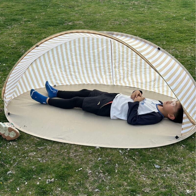 No Need to Set up a Simple Beach Tent, Outdoor Quick-Open Sunshade, Convenient Beach Tent in Stock No Need to Set up a Simple Beach Tent, Outdoor Quick-Open Sunshade, Convenient Beach Tent in Stock