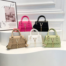 质感手提包包女高颜值时尚斜挎包百搭休闲单肩小方包高级感小包潮