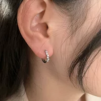 艺选 Geometric earrings with zircon, European style, does not fade, simple and elegant design, internet celebrity, light luxury style