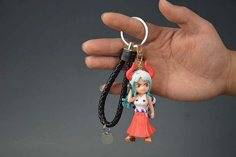 Daiwa (aproximadamente 9cm de alto)