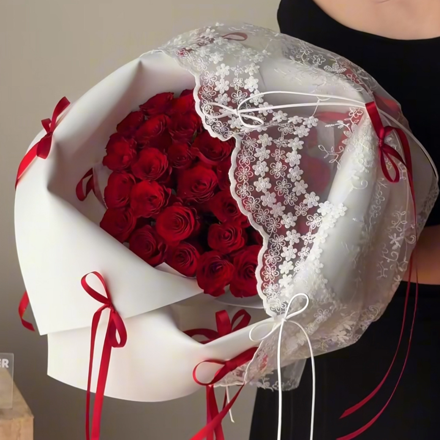 Shangjin lace cloth red rose packaging materials floral flower…