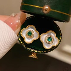 天然贝母幸运四叶草耳钉女S925纯银针精致绿色锆石耳环网红耳饰品