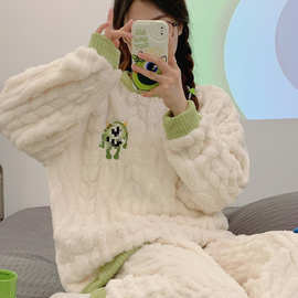 法兰绒睡衣冬季女款长袖加绒加厚卡通学生宽松珊瑚绒家居服女套装