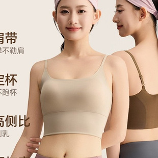 �غ����µ���1702�٤������Ů���⴩�\�ӷ������I������������Ů