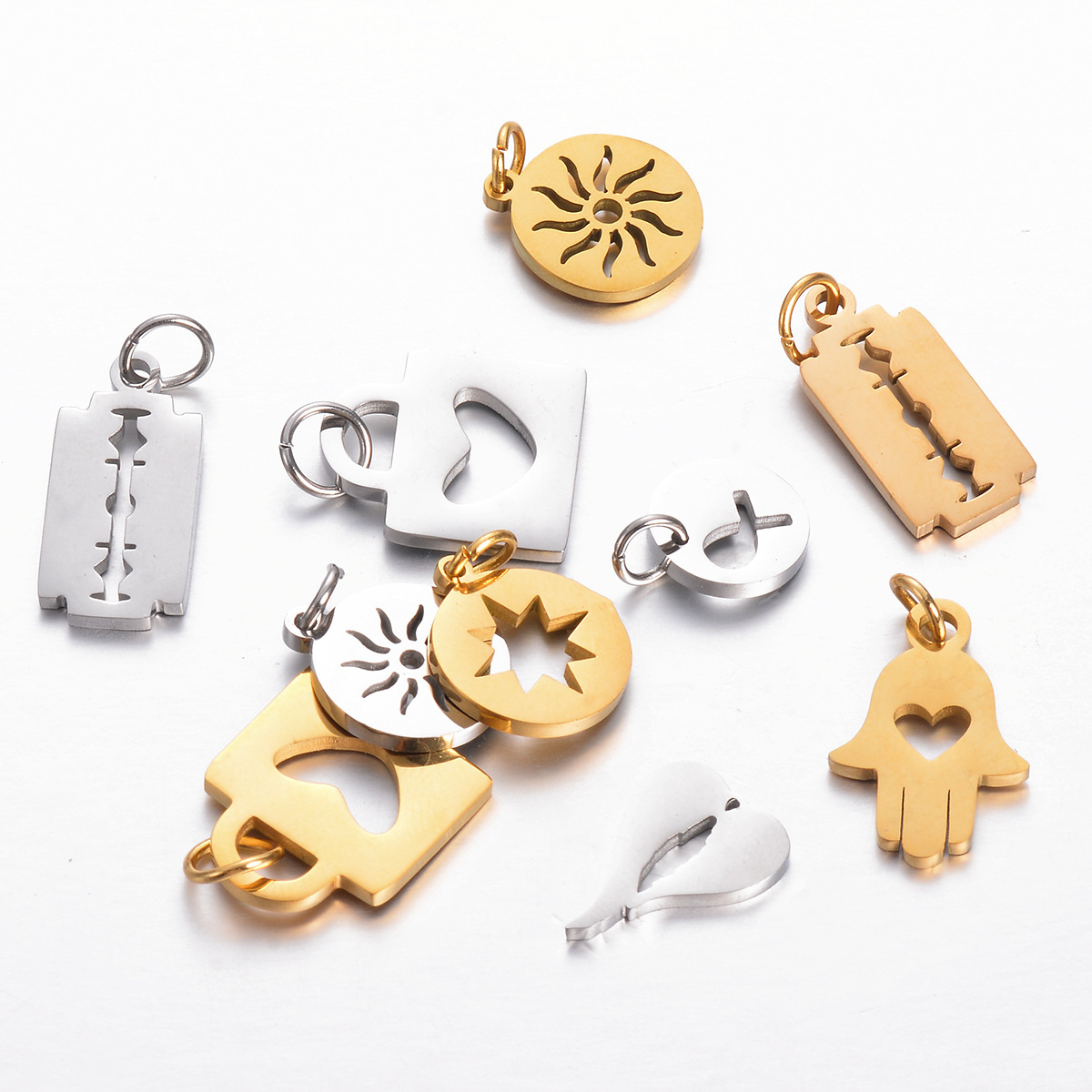 18K Real Gold Plated Plating Material 10 PCS/Package Stainless Steel Gloves Heart Shape Lock