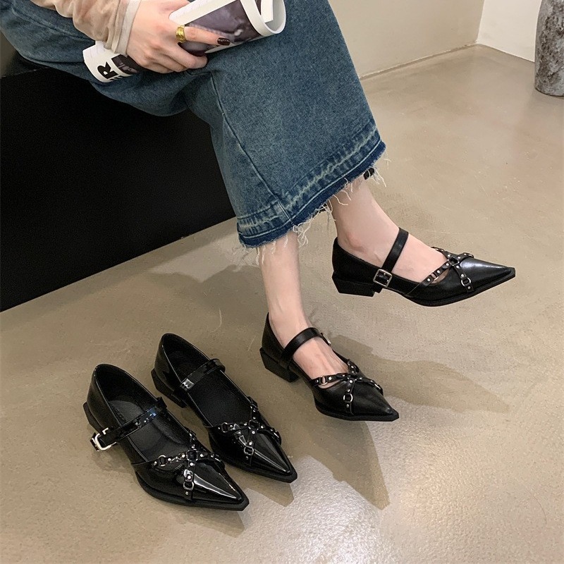 复古粗跟黑色尖头单鞋女鞋子2024新款春秋季气质名媛玛丽珍小皮鞋