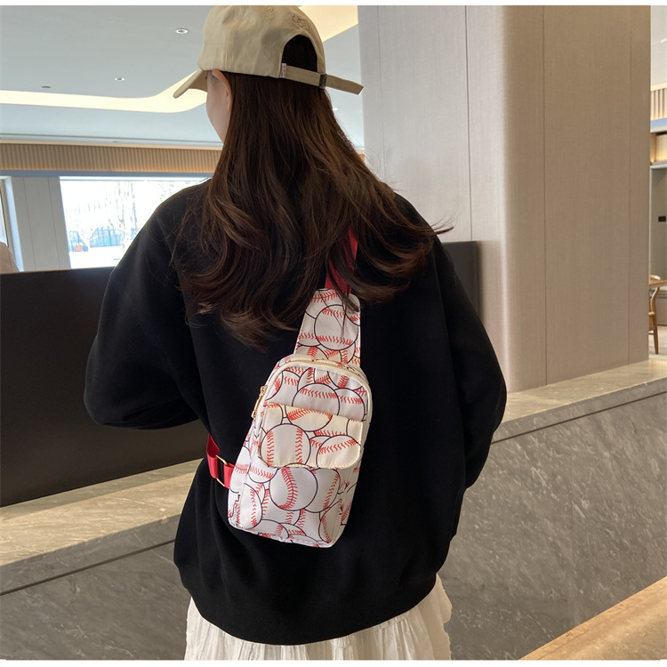 Women's Medium Nylon Ball Streetwear Square Zipper Fanny Pack display picture 18