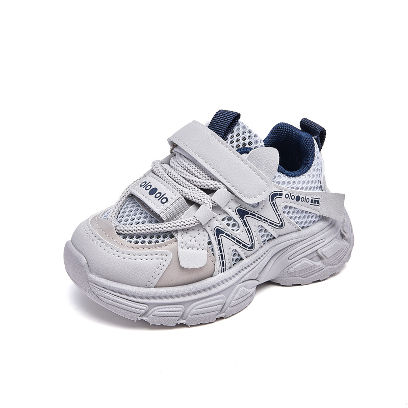 2026 verano zapatos deportivos permeables a aire de malla única hueco permeables a aire para niños pequeños y medianos zapatos permeables a niños zapatos para niñas