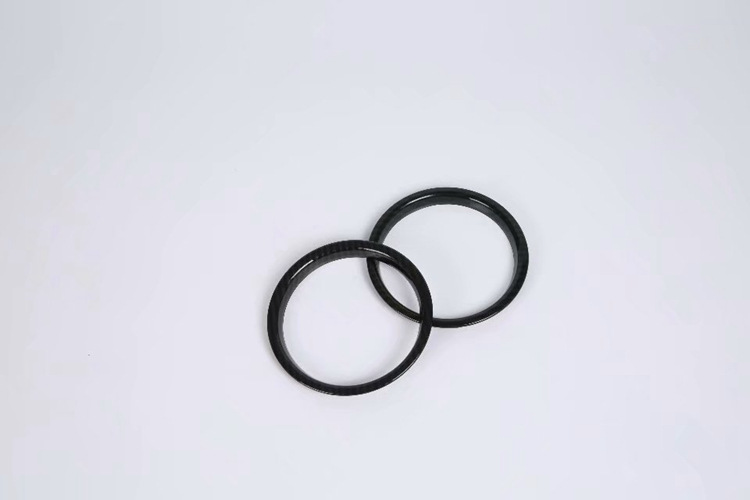 音响圈 三门 碳纤3.jpg