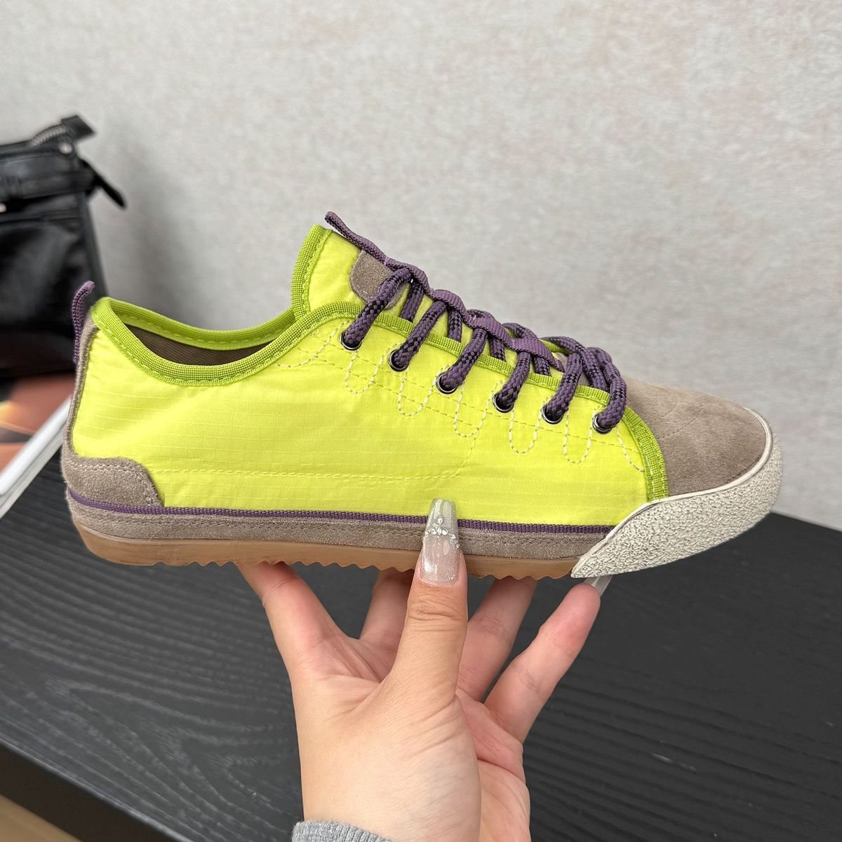 Retro Satin Soft Sole Casual Sneakers For Women 2026 Spring New Round Toe Lace-Up Color Block Versatile Fashionable_vogvips.com