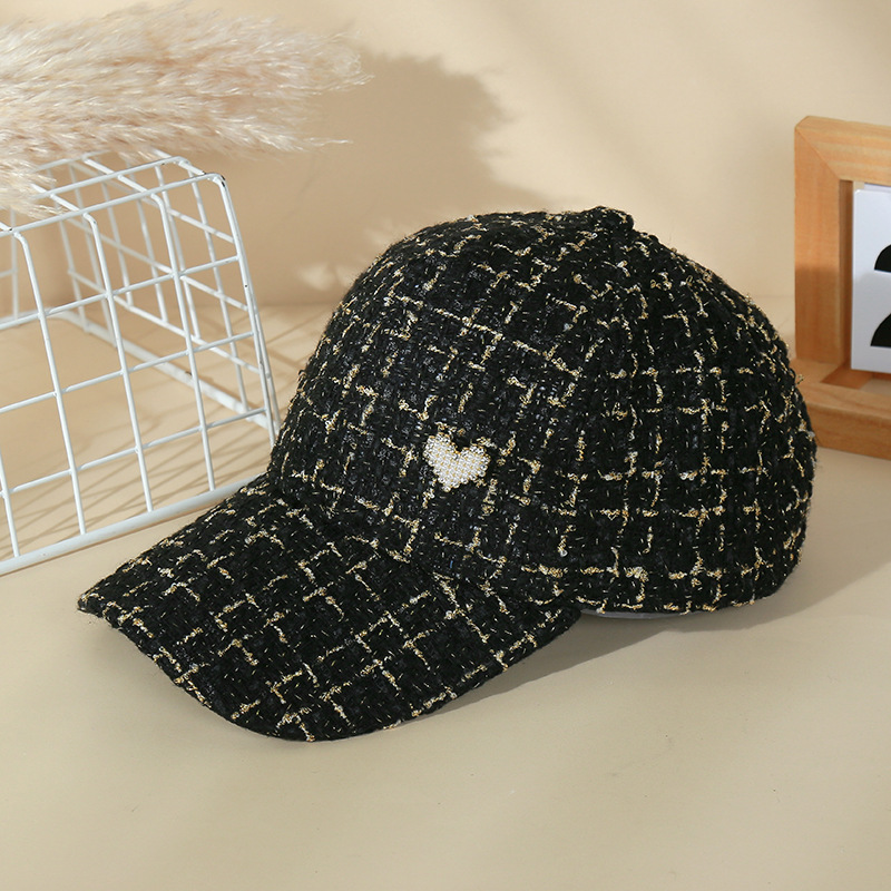 Retro, Simple Style Style Curved Eaves Rim Women's Retro Simple Style Plaid Heart Shape Rhinestone Pearl Curved Eaves Ivy Cap