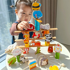 大きな粒の数珠の積み木の子供の糸を通してビーズの益智のおもちゃの赤ちゃんの蒙氏の教具の1-2歳