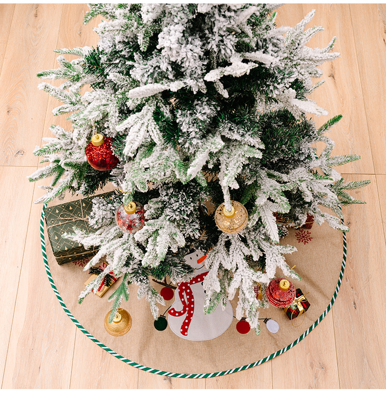 Saia para árvore de natal em linho com patch de boneco de neve_voghion.com