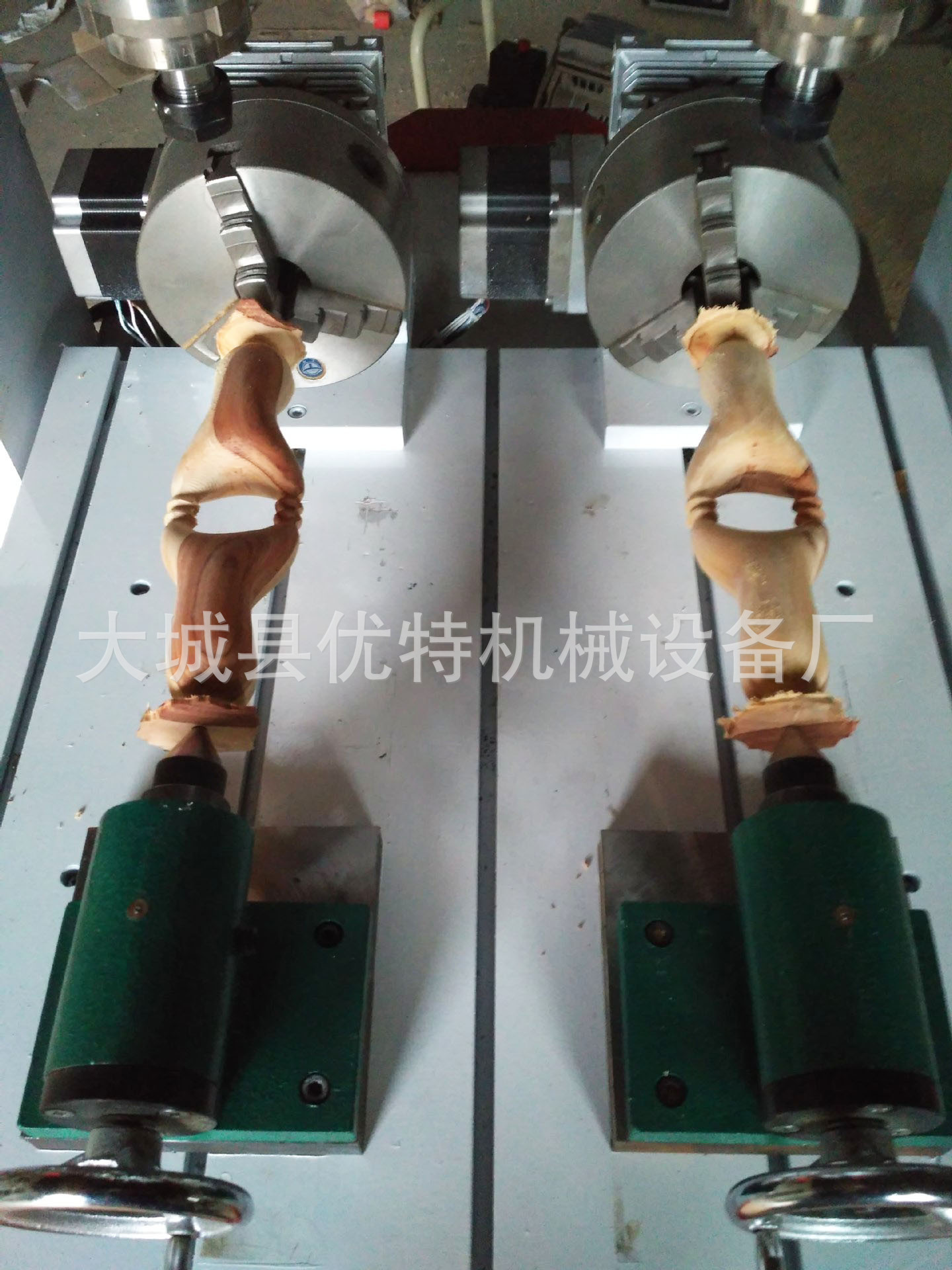 数控 小型 旋转轴 橄榄核 雕刻机