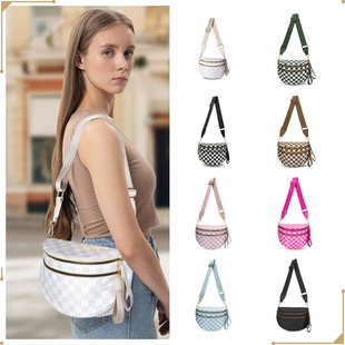 Ready Stock Women's Bag Women's New Fashion Versatile Oxford Cloth Large Capacity Shell Bag Lightweight Crossbody Bag Sports Bag