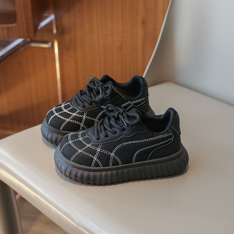 Zapatillas deportivas para niños, otoño 2025, nuevas zapatillas de malla transpirable para niños, estilo coreano, zapatillas blancas versátiles de suela suave para niños grandes y niñas