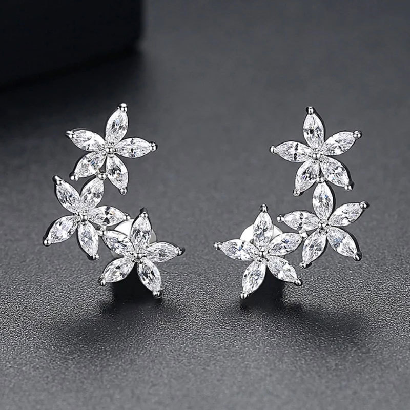 Cao Shi's Classic Full Set AAA Horse Eye Zircon Flower Earrings with Female Creative Five petal Flower Student Earrings are Hot Selling_voghion.com