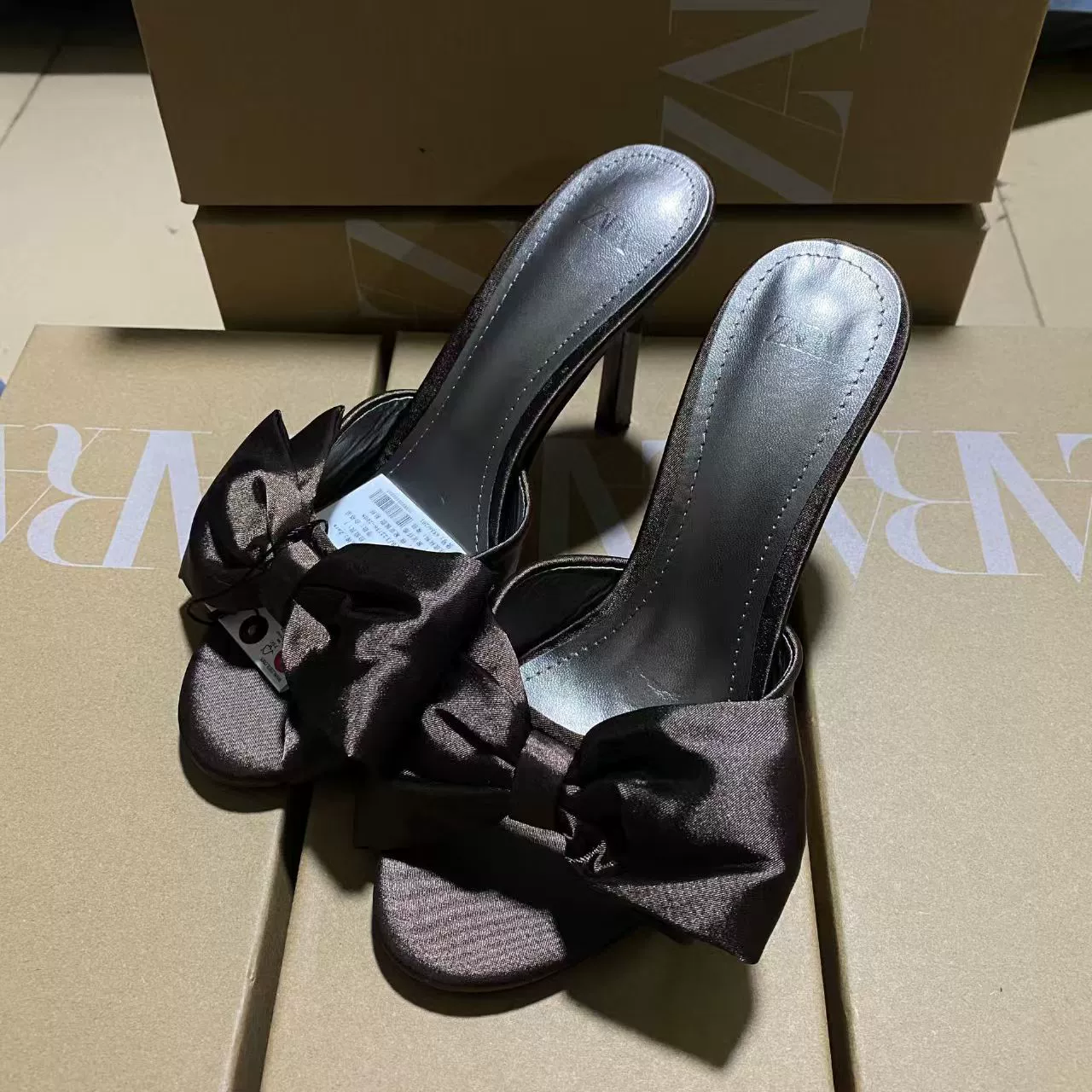 ZA2025 Летние новые женские туфли розовые банты модные тапочки на высоких каблуках с круглой головкой после пустых каблуков