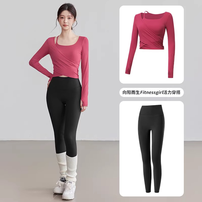 Black leggings