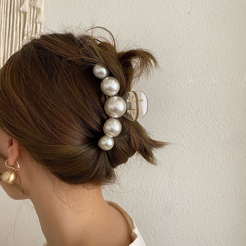 Style Simple Géométrique Perle Artificielle Fait Main Griffes De Cheveux 1 Pièce display picture 2