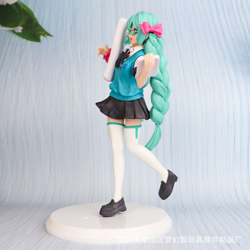 初音未来手办16周年校服初音二次元动漫桌面机箱礼物模型摆件